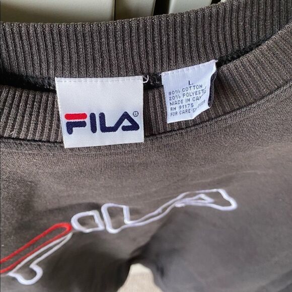 RARE Fila Vintage 90s Crewneck Large Embroidery - Picture 2 of 3